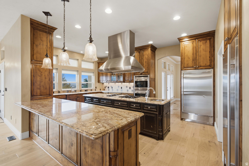 1107 N TWICKENHAM DR Salt Lake City, UT 84103