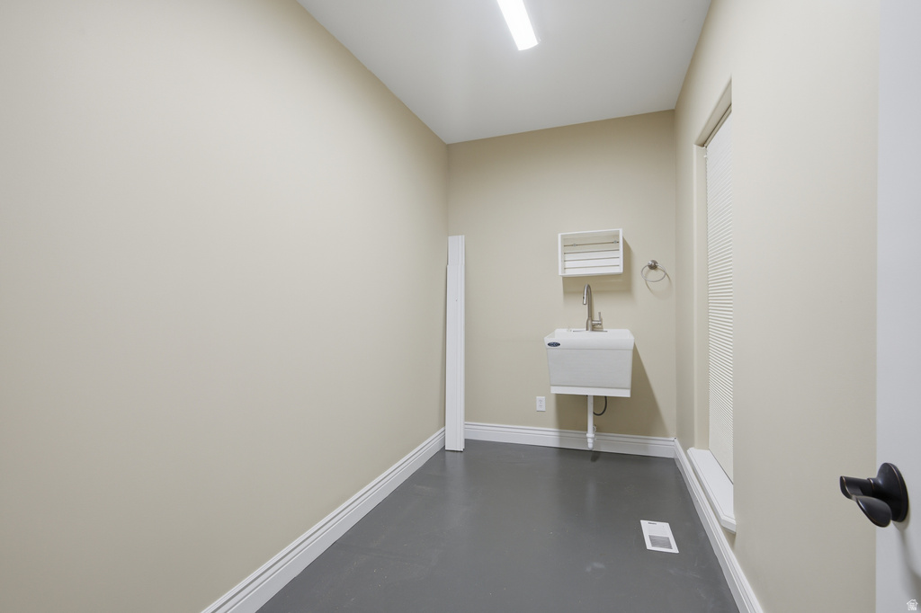 1107 N TWICKENHAM DR Salt Lake City, UT 84103