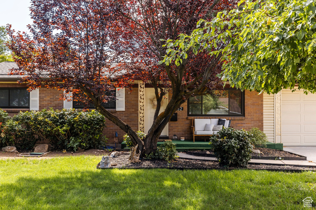 1852 E MEADOW DOWNS WAY Cottonwood Heights, UT 84121