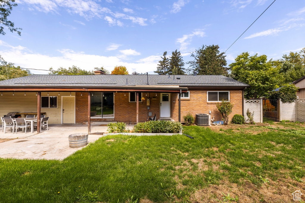 1852 E MEADOW DOWNS WAY Cottonwood Heights, UT 84121