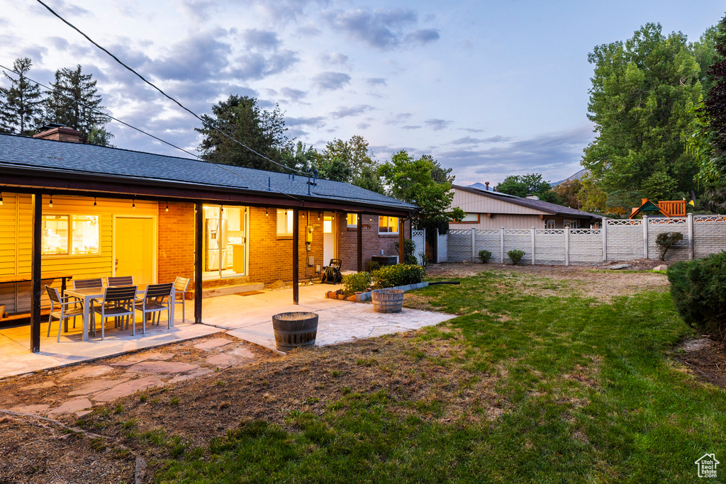 1852 E MEADOW DOWNS WAY Cottonwood Heights, UT 84121