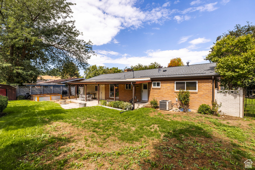1852 E MEADOW DOWNS WAY Cottonwood Heights, UT 84121
