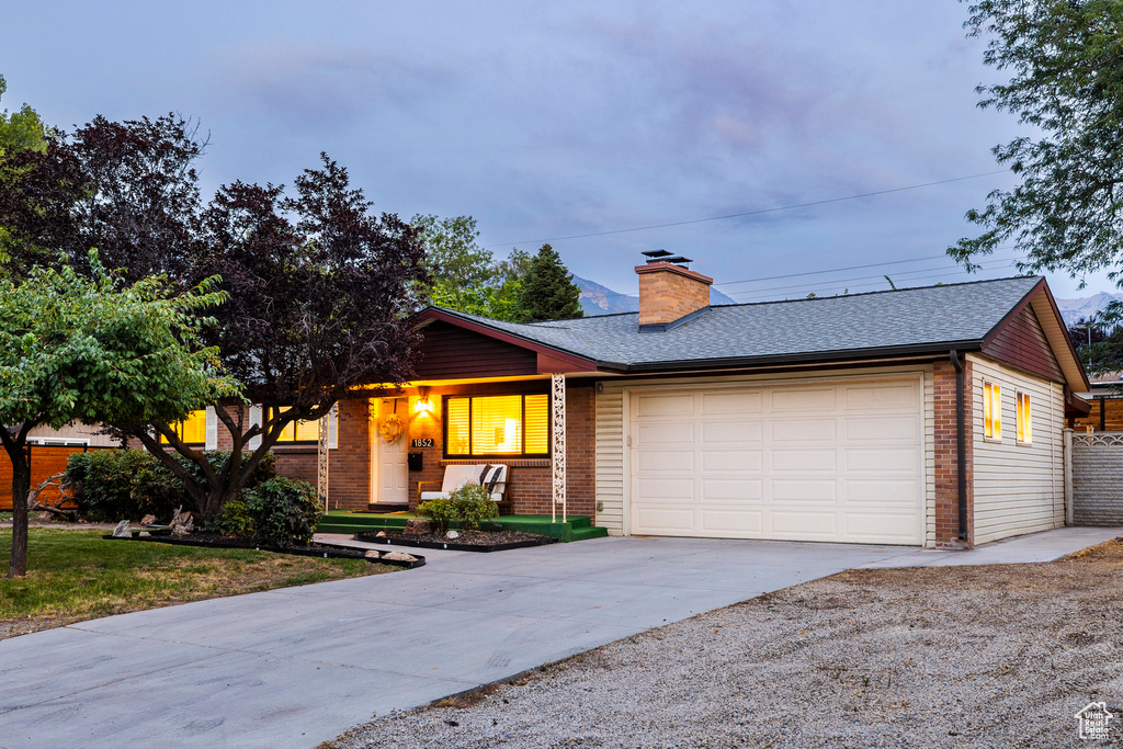 1852 E MEADOW DOWNS WAY Cottonwood Heights, UT 84121