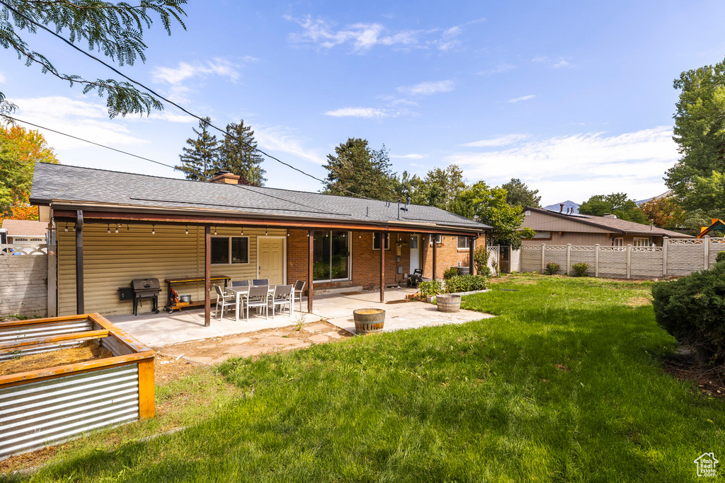 1852 E MEADOW DOWNS WAY Cottonwood Heights, UT 84121