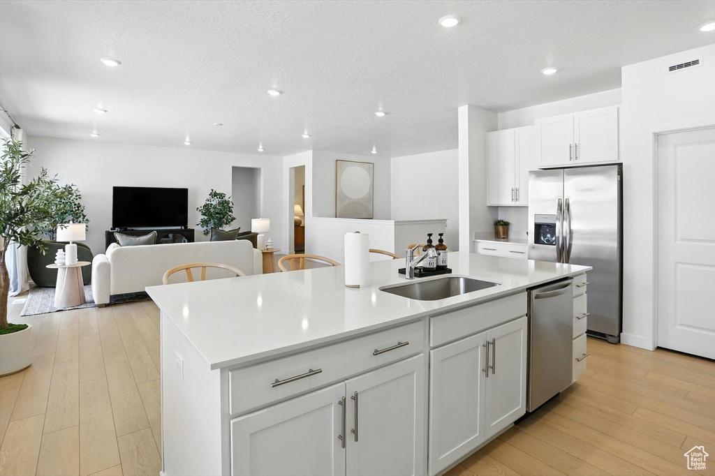 3287 N REDFOX DR Eagle Mountain, UT 84005