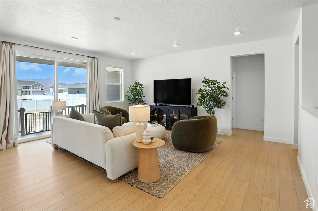3287 N REDFOX DR Eagle Mountain, UT 84005