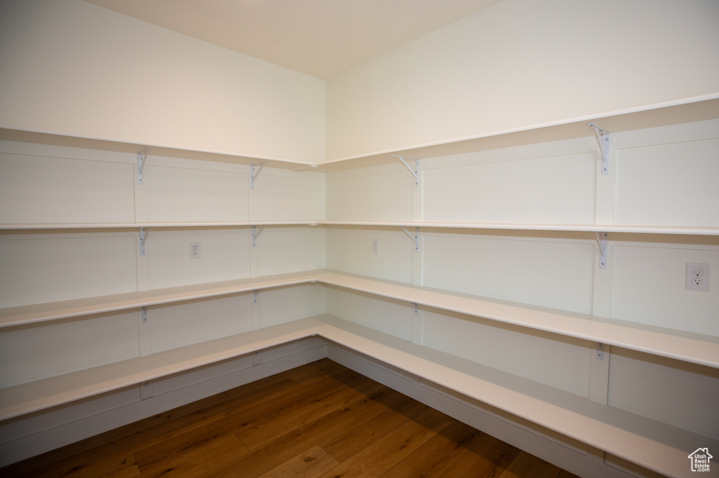 1952 W COMANCHE CIR Farmington, UT 84025