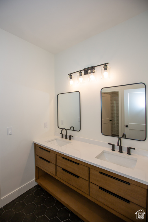 1952 W COMANCHE CIR Farmington, UT 84025