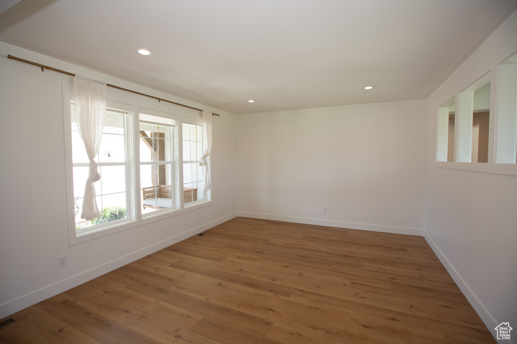 1952 W COMANCHE CIR Farmington, UT 84025