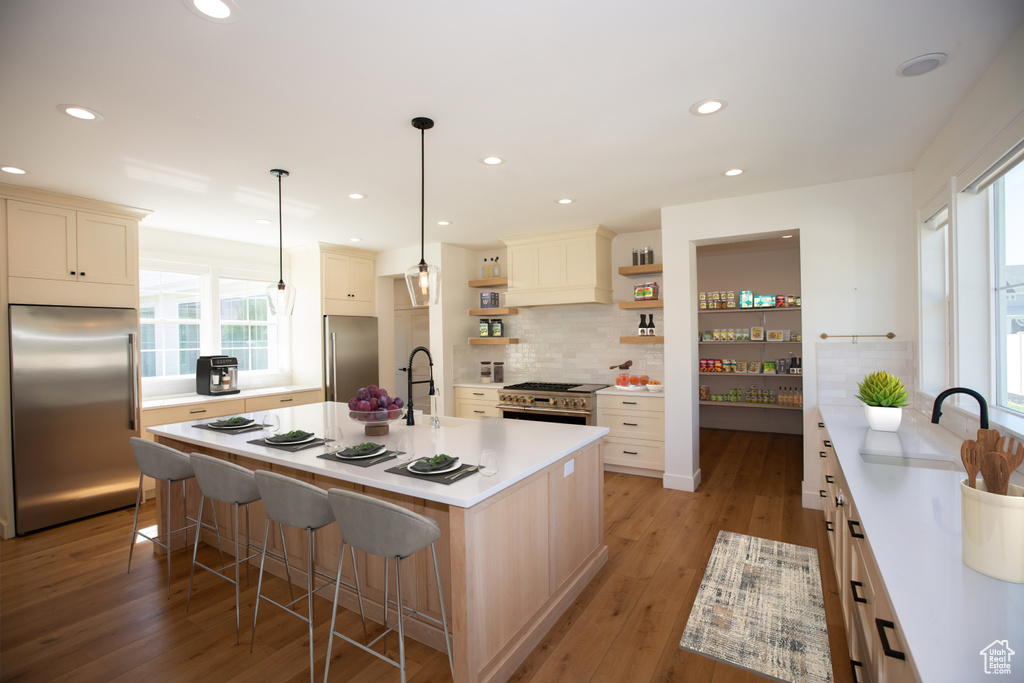 1952 W COMANCHE CIR Farmington, UT 84025