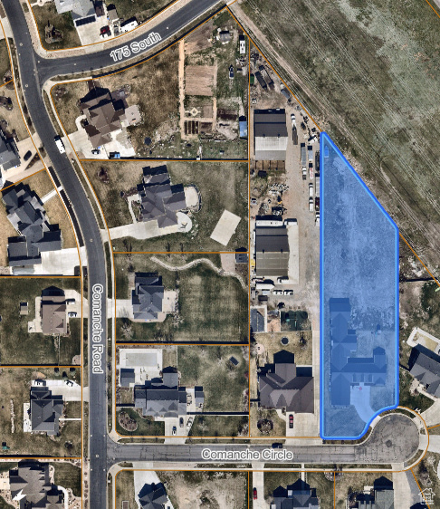 1952 W COMANCHE CIR Farmington, UT 84025