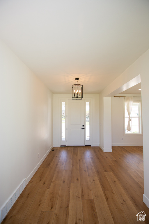 1952 W COMANCHE CIR Farmington, UT 84025