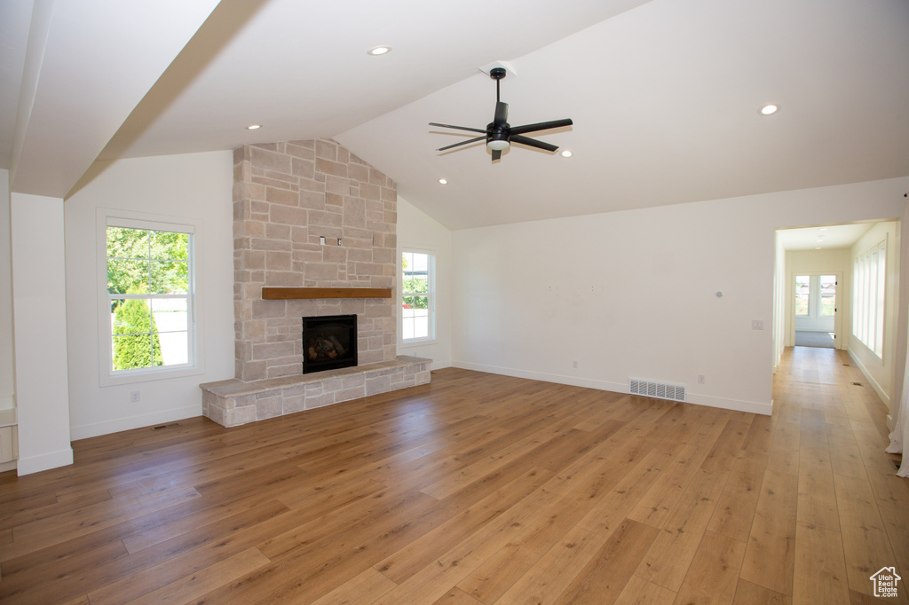 1952 W COMANCHE CIR Farmington, UT 84025