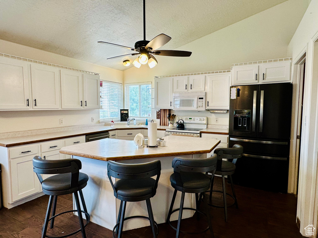 Photo 3 for MLS #2104780 at 799 E Main St