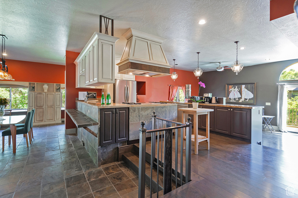 4436 E KENBRIDGE CT. Salt Lake City, UT 84108