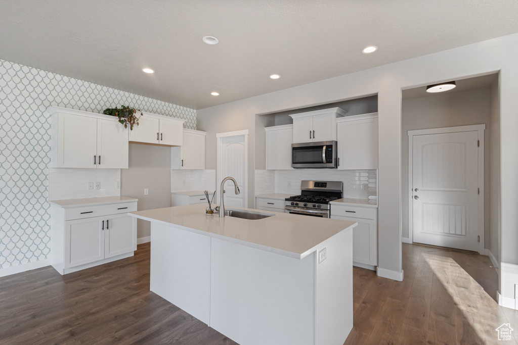 Photo 6 for MLS #2104782 at 519 S Valkyries Ln