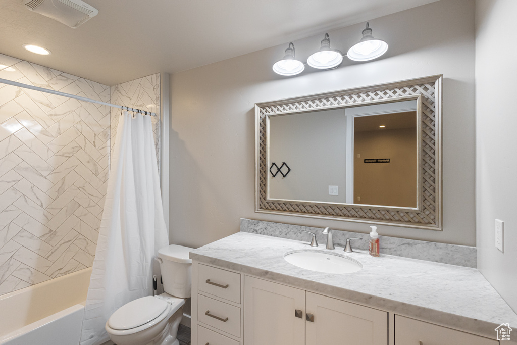 Photo 13 for MLS #2104782 at 519 S Valkyries Ln