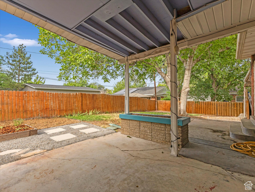 770 LAKE CIR Millcreek, UT 84106