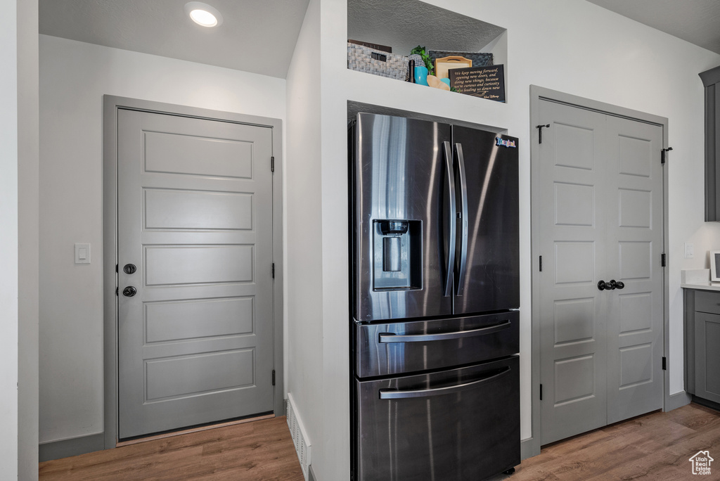Photo 9 for MLS #2104810 at 102 E Crown Point Dr