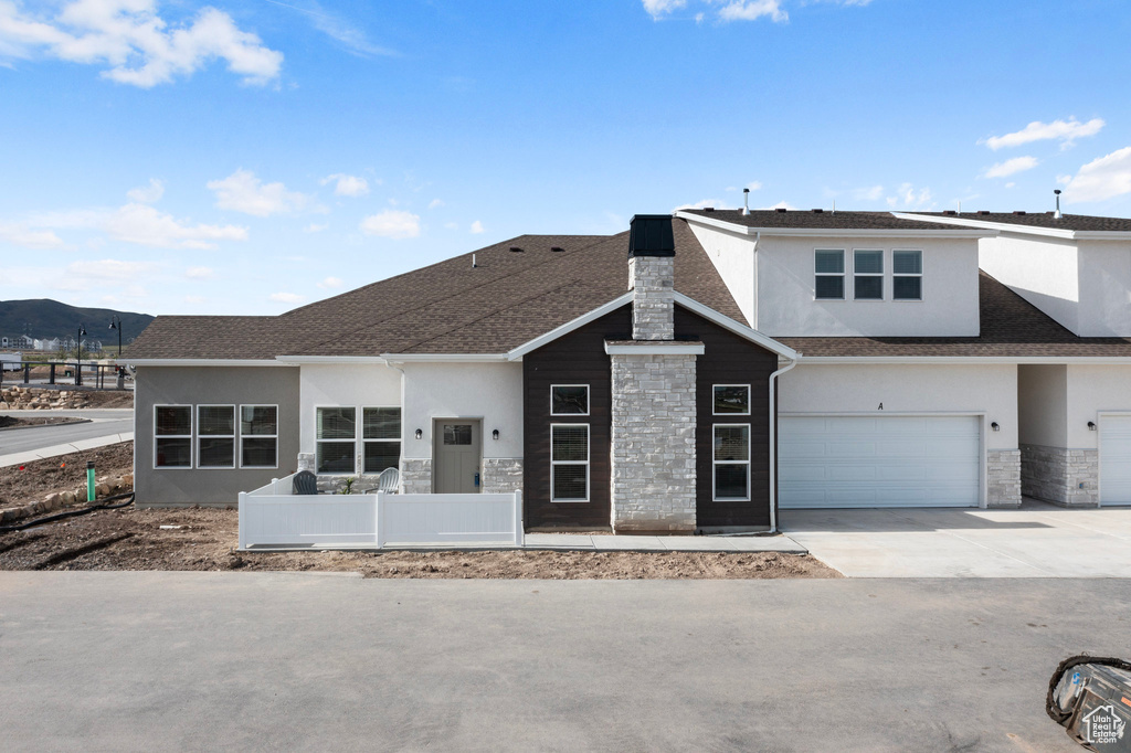Photo 5 for MLS #2104815 at 1497 N Saratoga Ln #B