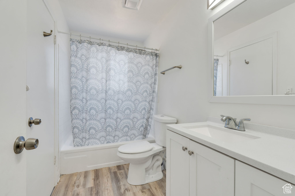 Photo 11 for MLS #2104816 at 4924 S Rayford Cir