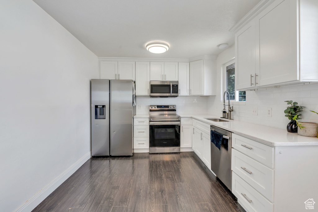 Photo 3 for MLS #2104816 at 4924 S Rayford Cir