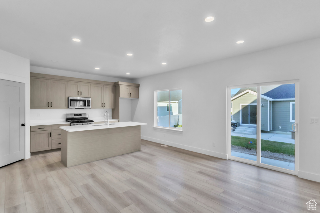 Photo 5 for MLS #2104857 at 815 S 1300 East