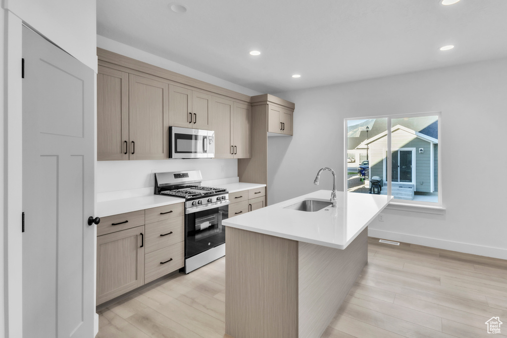 Photo 7 for MLS #2104857 at 815 S 1300 East