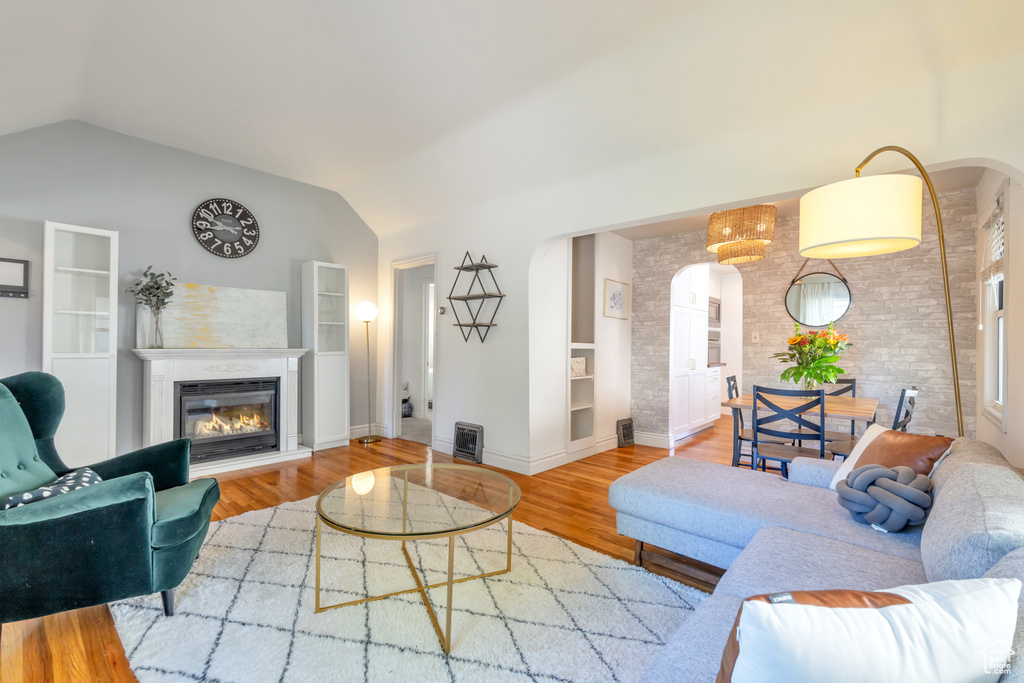 Photo 6 for MLS #2104859 at 1451 24th St