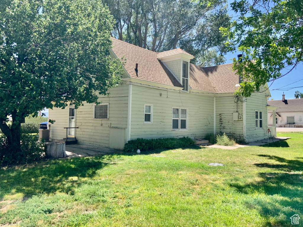 Photo 4 for MLS #2104878 at 630 N Main St