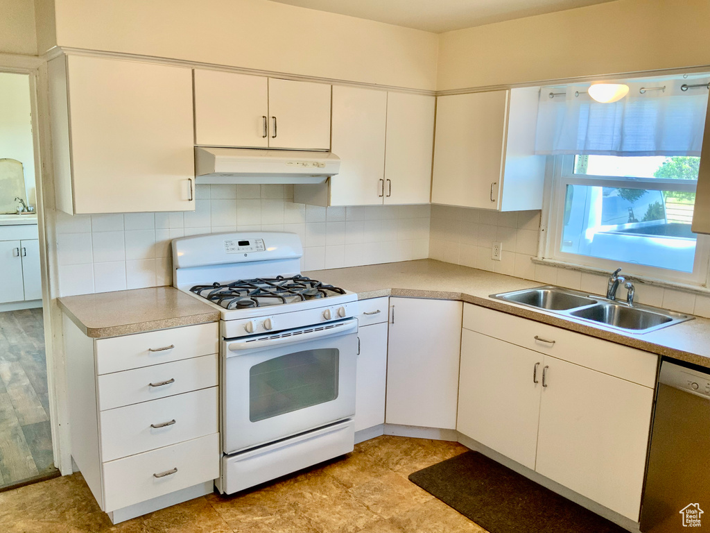 Photo 18 for MLS #2104878 at 630 N Main St