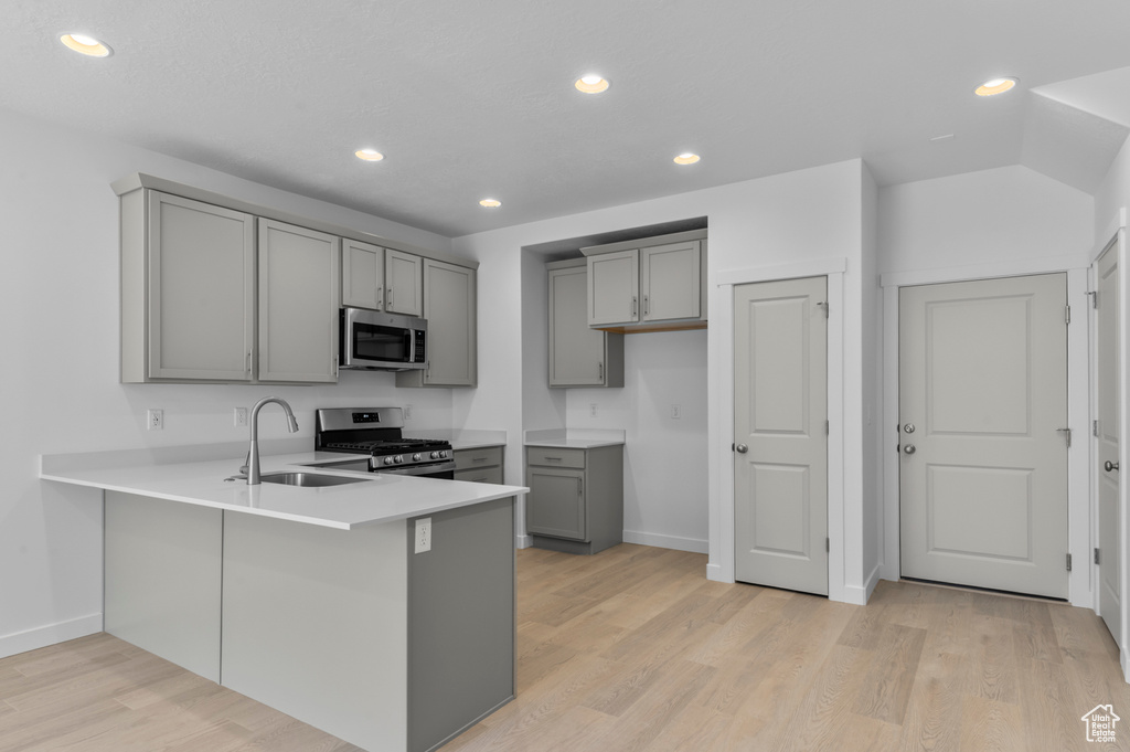 1826 N 3560 W Lehi, UT 84043