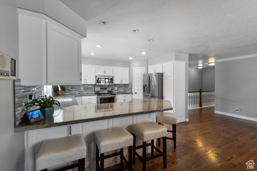 Photo 4 for MLS #2104890 at 54 S 400 East