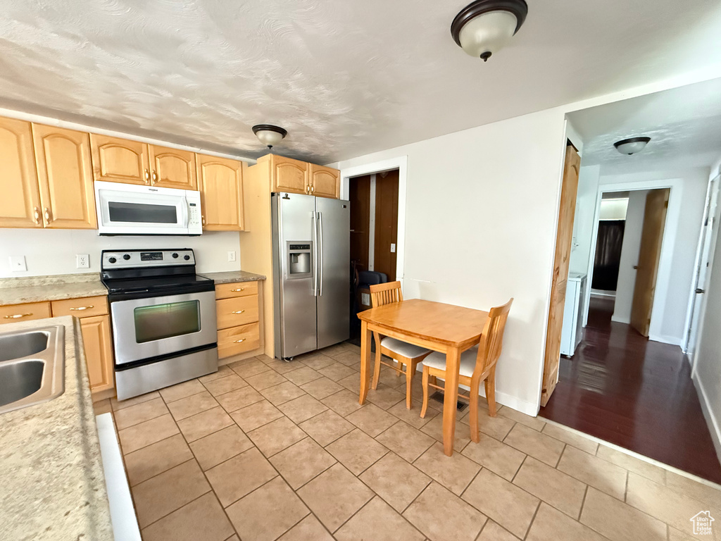 Photo 10 for MLS #2104895 at 810 N 8th St #21