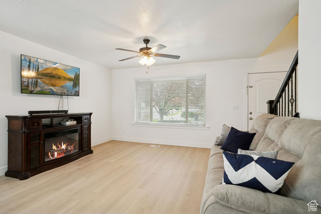 Photo 6 for MLS #2104904 at 13269 S Meadowside Dr