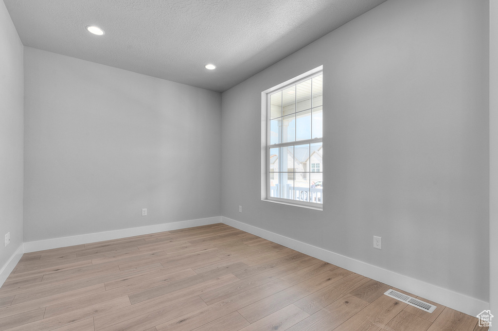 Photo 7 for MLS #2104923 at 6747 N Desert Crk