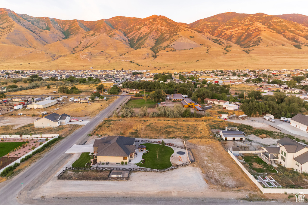 1662 E CLUFF LN Lake Point, UT 84074