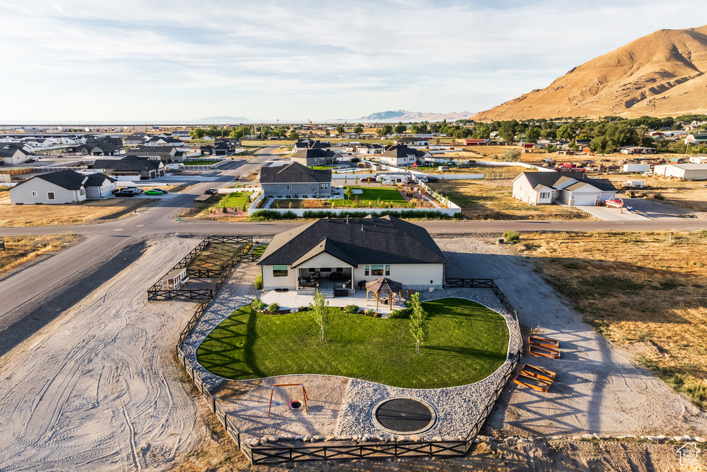 1662 E CLUFF LN Lake Point, UT 84074