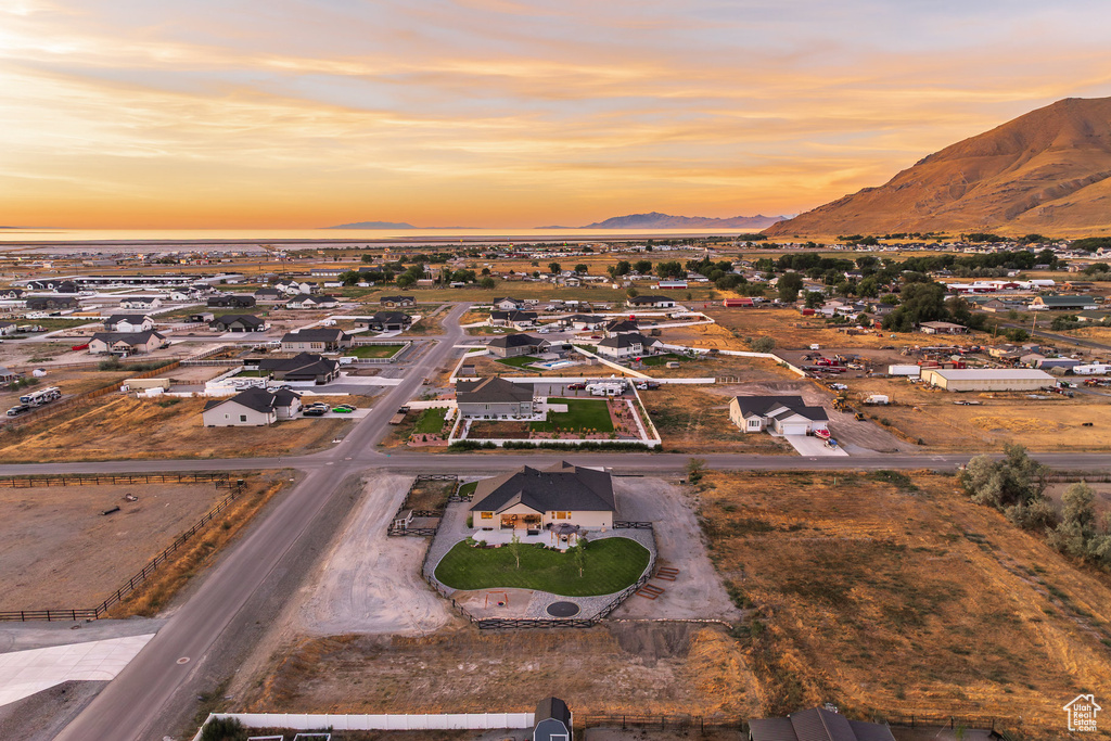 1662 E CLUFF LN Lake Point, UT 84074