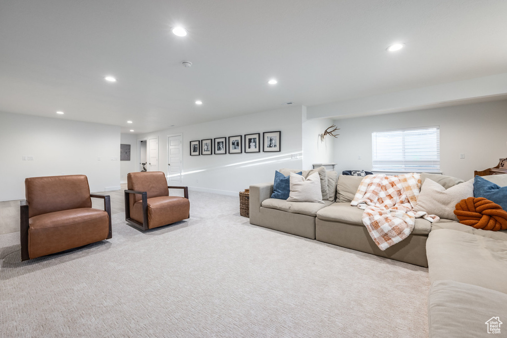 1662 E CLUFF LN Lake Point, UT 84074
