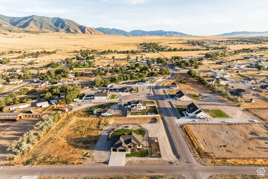 1662 E CLUFF LN Lake Point, UT 84074