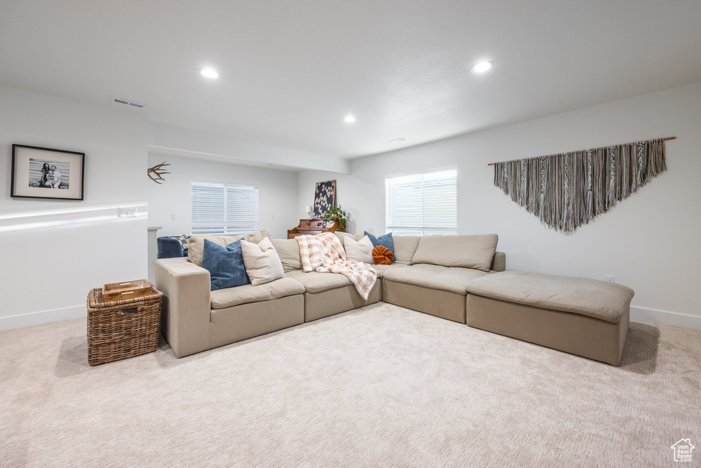 1662 E CLUFF LN Lake Point, UT 84074