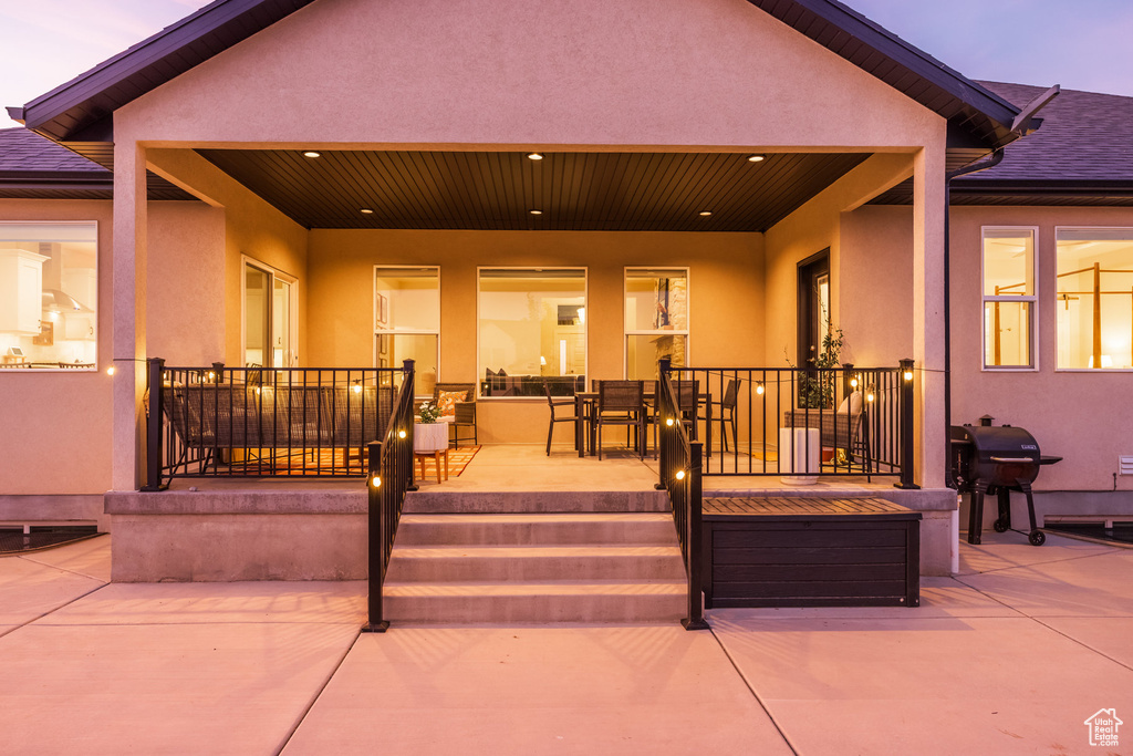 1662 E CLUFF LN Lake Point, UT 84074