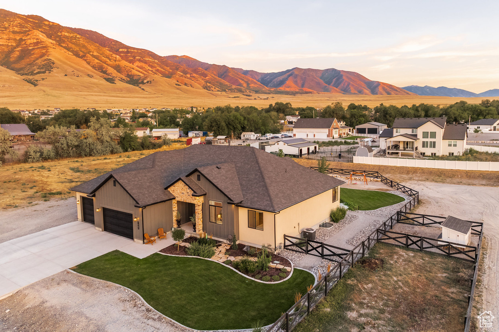 1662 E CLUFF LN Lake Point, UT 84074