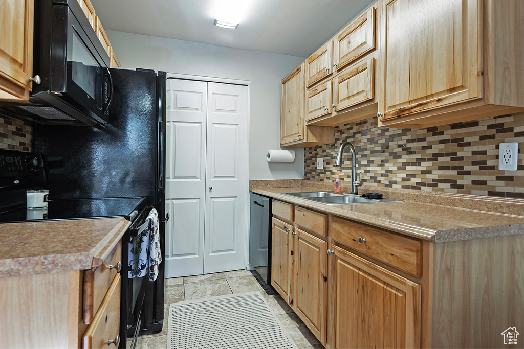Photo 9 for MLS #2104930 at 618 E Cobblestone Ln