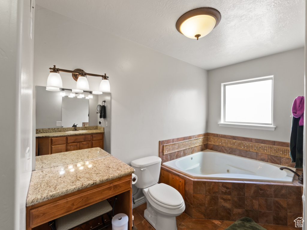 Photo 15 for MLS #2104942 at 820 Locust Ln