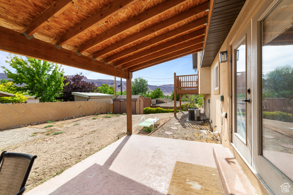 Photo 35 for MLS #2104942 at 820 Locust Ln