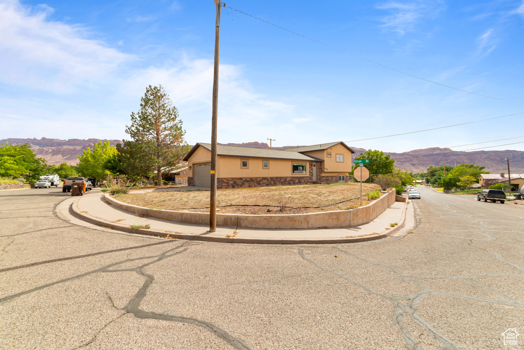 Photo 48 for MLS #2104942 at 820 Locust Ln