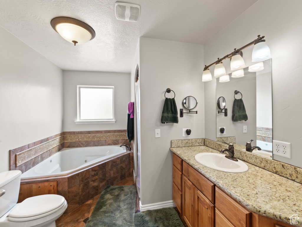Photo 16 for MLS #2104942 at 820 Locust Ln