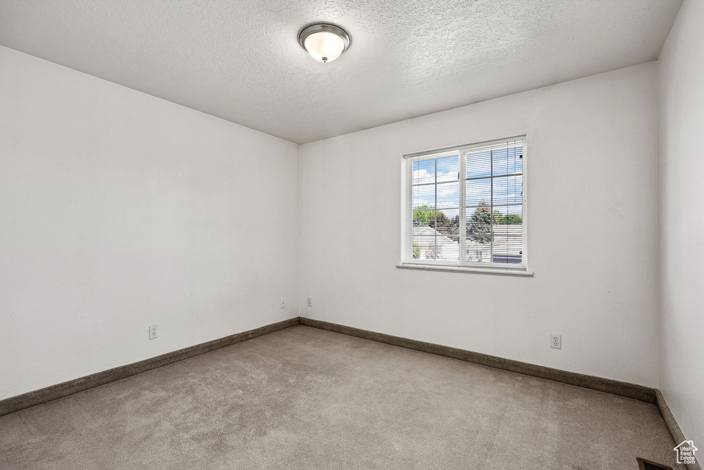 Photo 23 for MLS #2104946 at 596 Eagle Dr